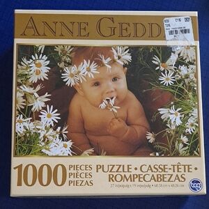 NIB Anne Geddes 1000 Piece Puzzle, Flower Child